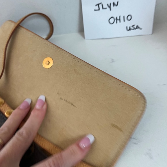 LOUIS VUITTON Pochette Twin GM Monogram crossbody bag Monogram Canvas clutch - Picture 8 of 9